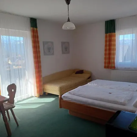 ゲストハウス Retro Igelheim バート・ミッテルンドルフ