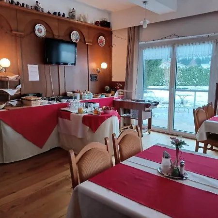 ゲストハウス Retro Igelheim